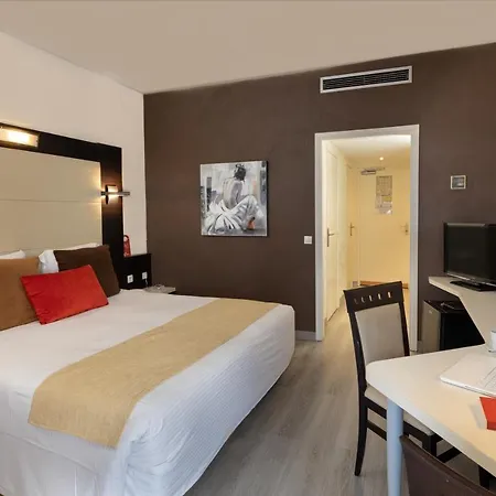The Originals City, Galaxie, Aeroport Hotell 3*