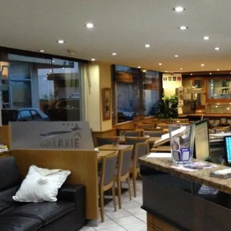 The Originals City, Galaxie, Aeroport Hotell Saint-Laurent-du-Var