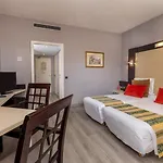The Originals City, Galaxie, Aeroport Otel 3*