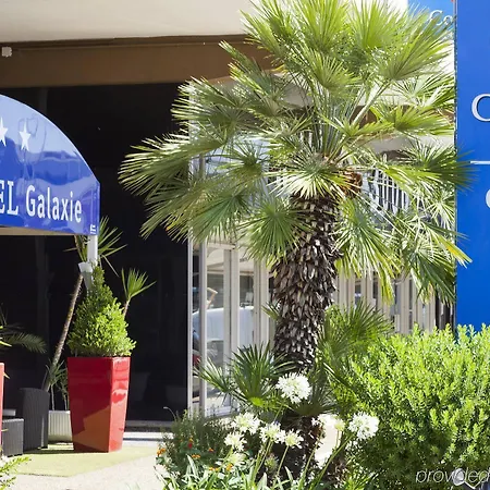 Hotel The Originals City, Galaxie, Aéroport